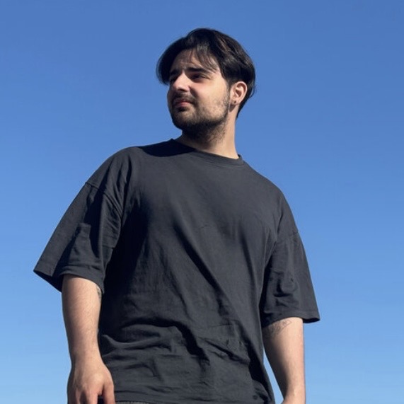 сквозь лучи | SoundCharts